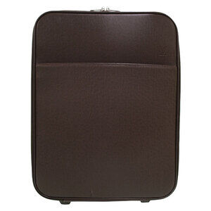 Louis Vuitton Taiga Pegasus Carry on Case